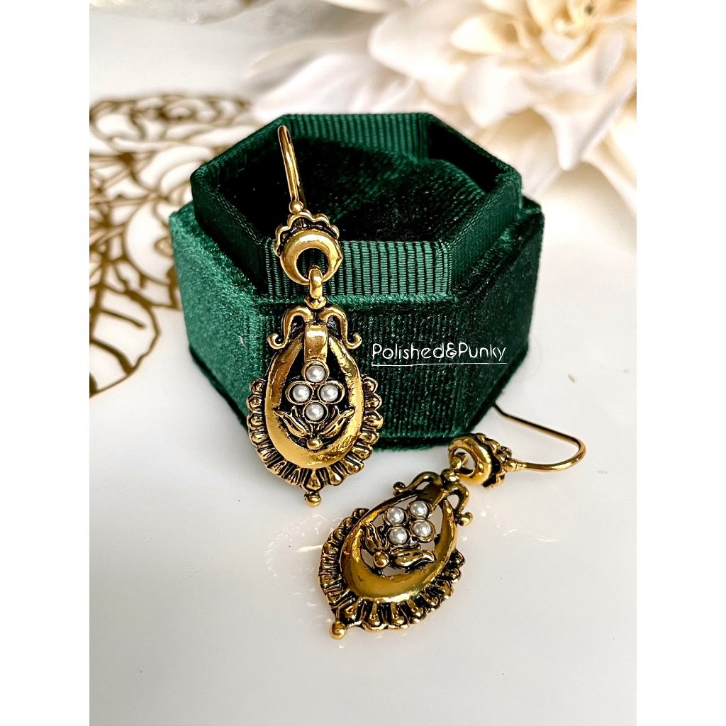 Vintage Style Pearl Earrings  Vintage Earrings  Pearl Earrings  In Gift Box